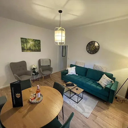 Bergstadt ,modern, Stylisch, Geraeumig Apartment *
