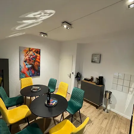 Bergstadt ,modern, Stylisch, Geraeumig Apartment