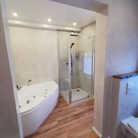 Bergstadt ,modern, Stylisch, Geraeumig