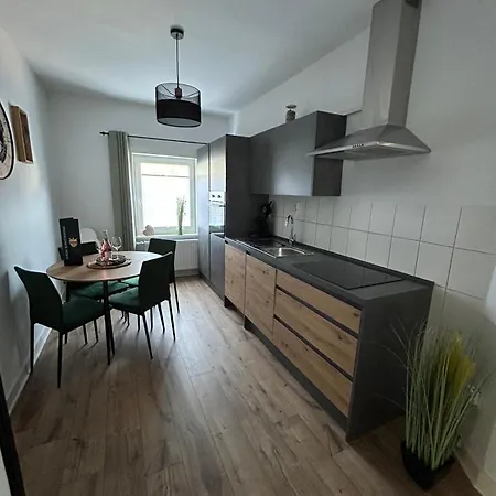 Lägenhet Bergstadt ,modern, Stylisch, Geraeumig *