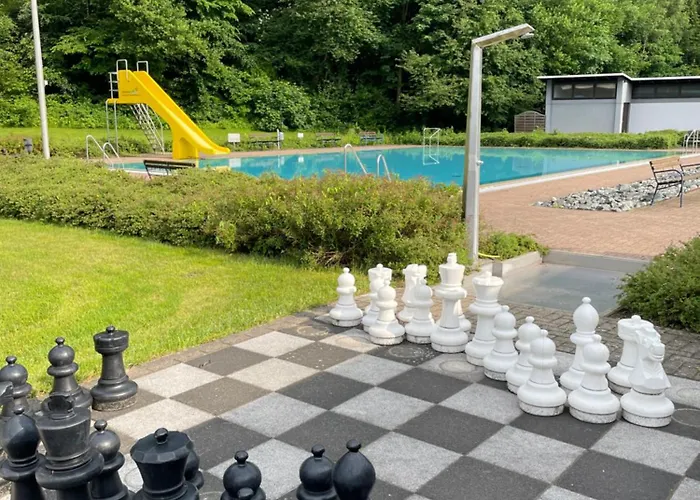 Bergstadt ,modern, Stylisch, Geraeumig Лаутентхаль